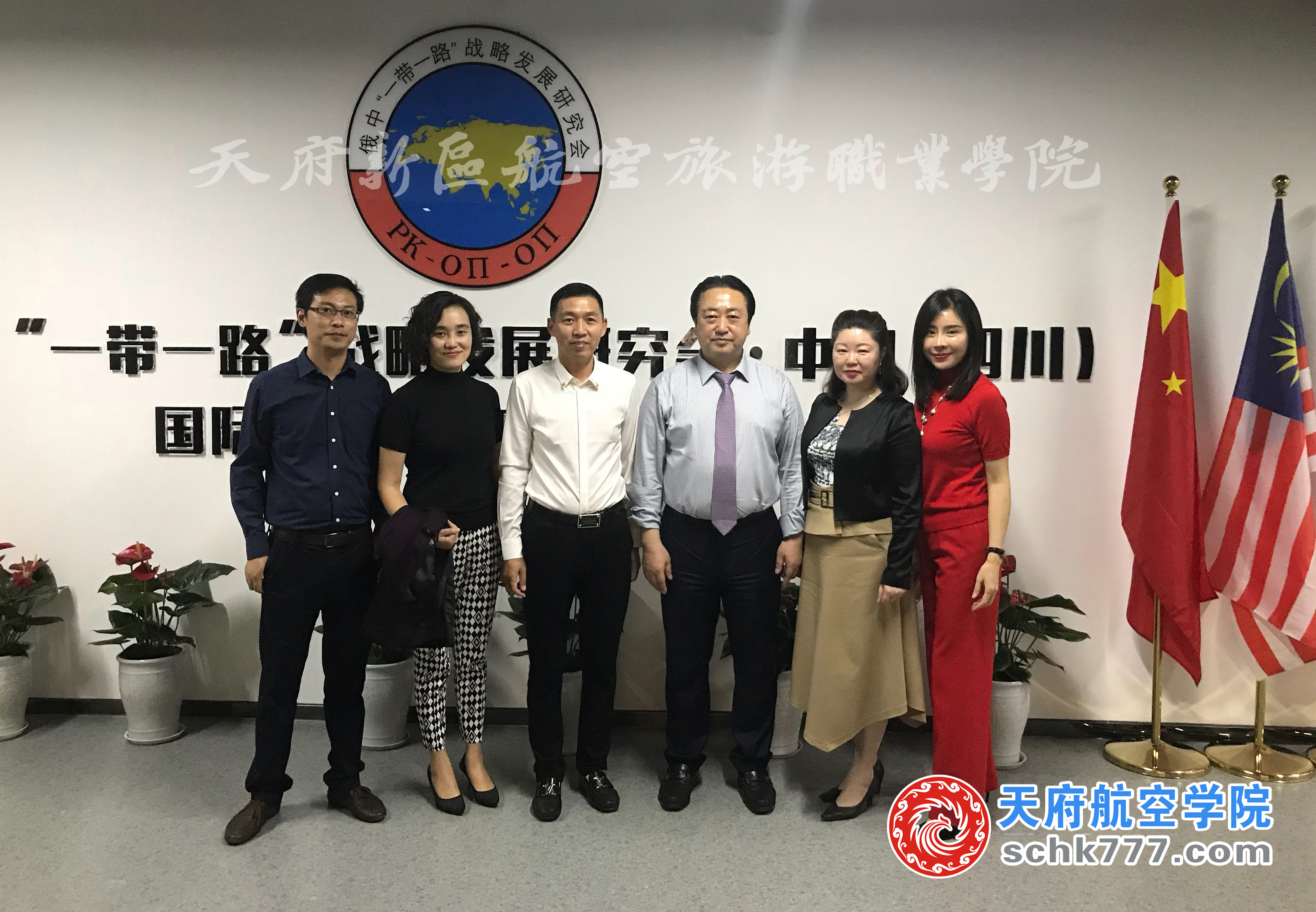 辜院會見俄中一帶一路戰(zhàn)略發(fā)展研究會主席，杰出華僑陳志剛主席 (1)_副本.jpg