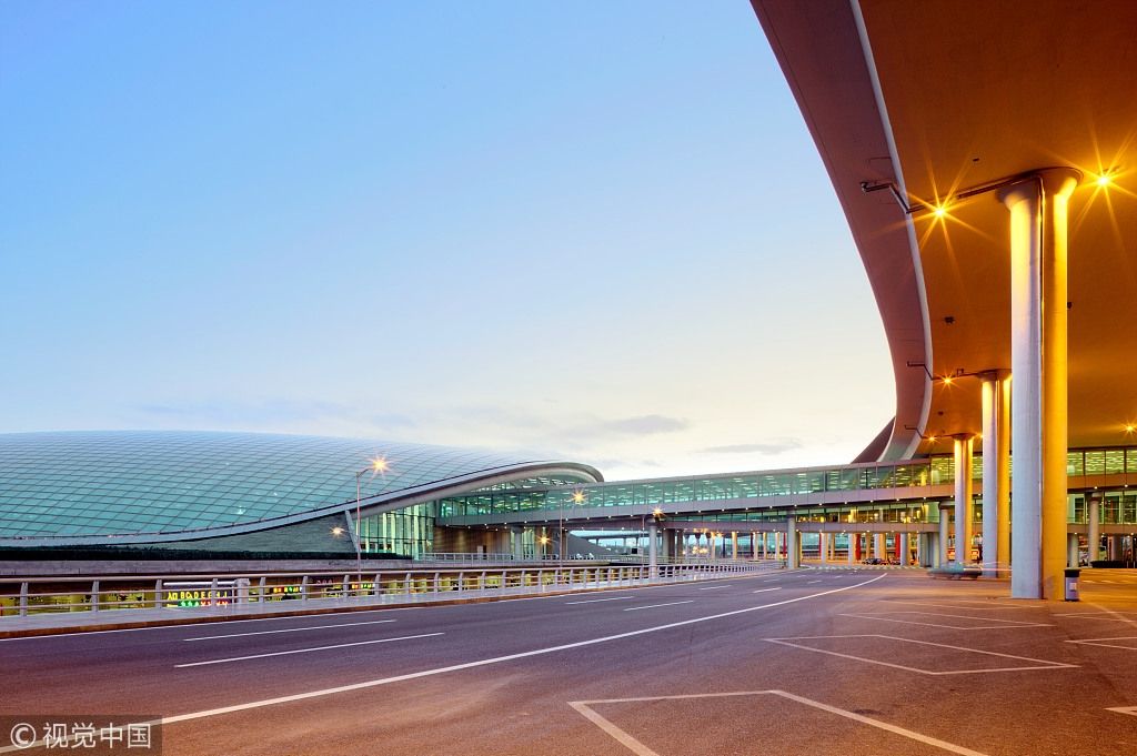 首都機場入境單自助打印設備上線 國際出行不慌啦483477_ 首都機場入境單自助打印設備上線 國際出行不慌啦