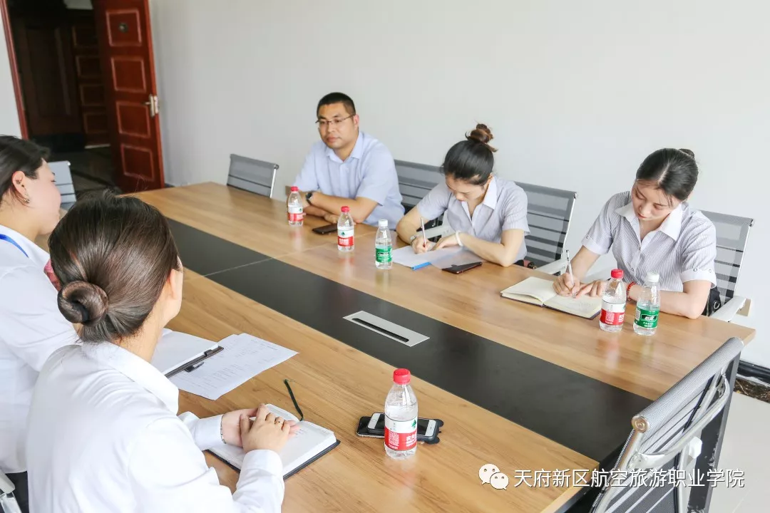 1557022255144888.png blob.png