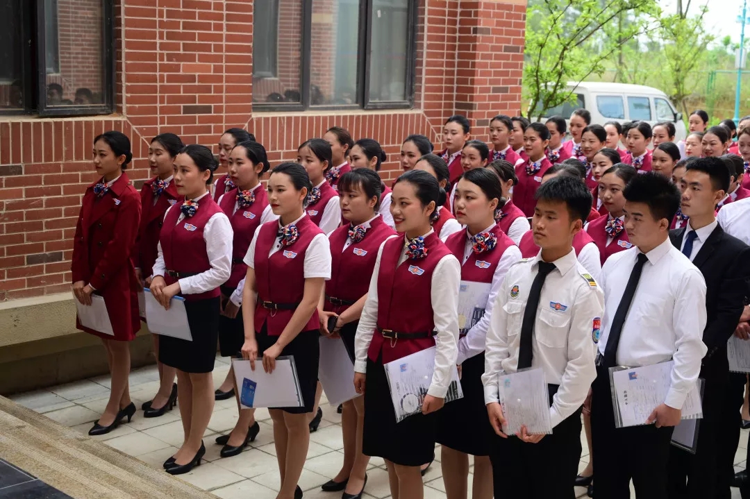 1558882178121715.jpg 1558882178121715.jpg