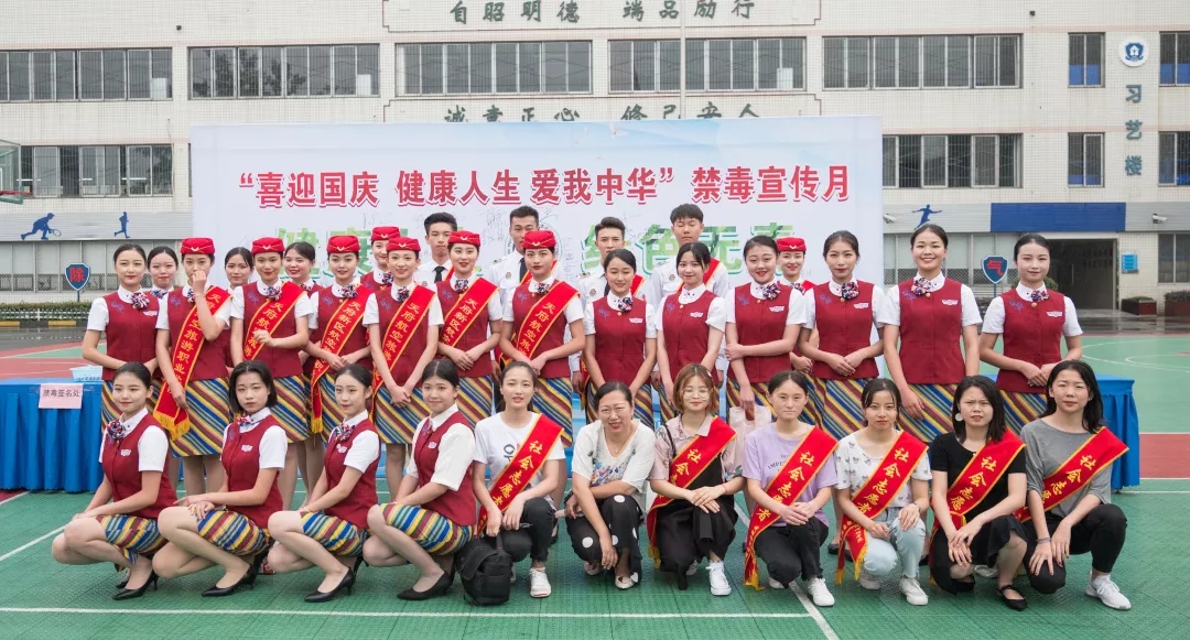 1561558535871780.jpg 640.webp (2).jpg