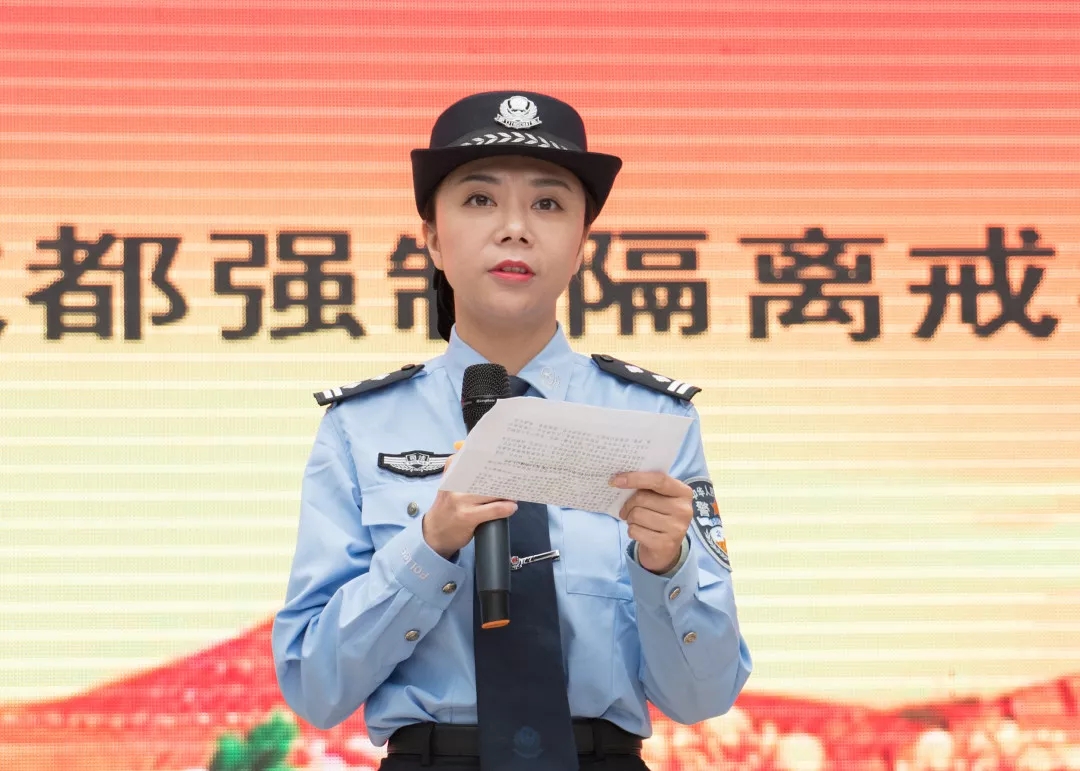 1561558543126384.jpg 640.webp (3).jpg