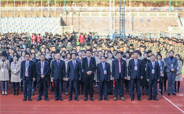 1572501702292099.jpg 640.webp.jpg