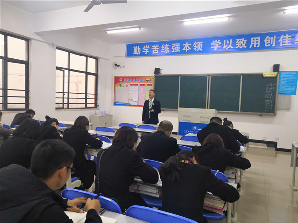 1573732052981468.jpg 17748aebb74645afd7c772c94d28189.jpg