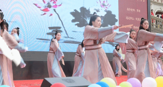 1577415422656923.gif 1577415422656923.gif