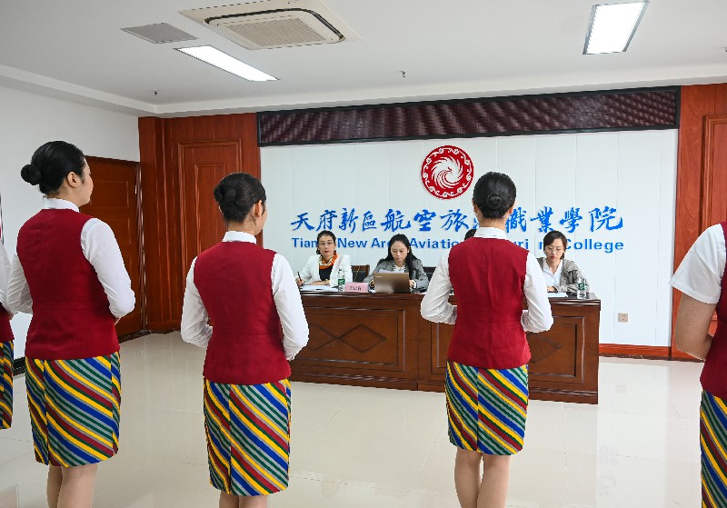 1602587585298898.jpg 鳳凰機場面試-4~1.jpg