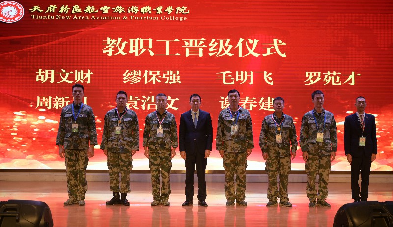 1604310467513541.jpg DSC_0196~1.jpg