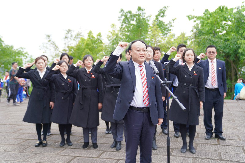 1618798333110548.jpg AB662D7225D365649AEE299DBCAD220F~1.jpg