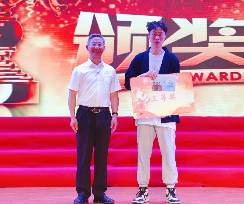 1621412195118531.jpg XCT02443_mh1621331391557~1.jpg