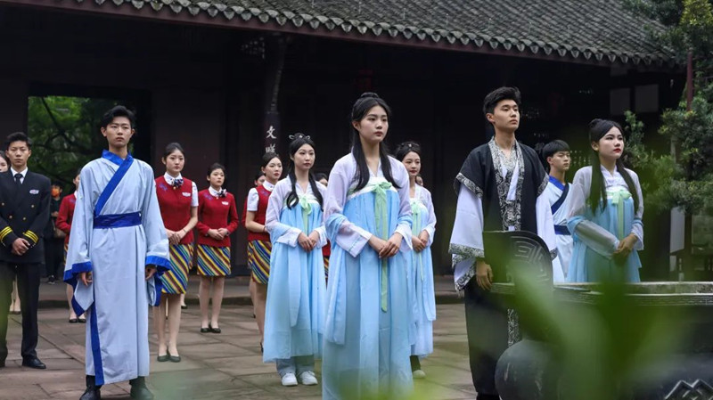 1649302424330656.jpg a2.jpg