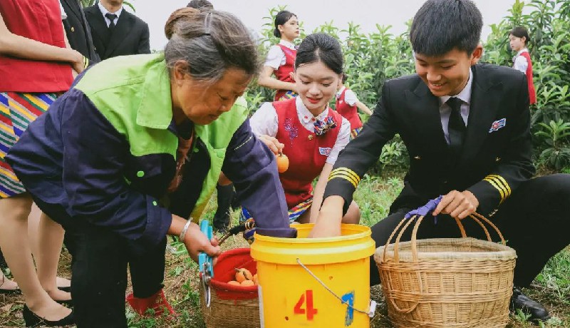 1653968002134289.jpg 6440.jpg