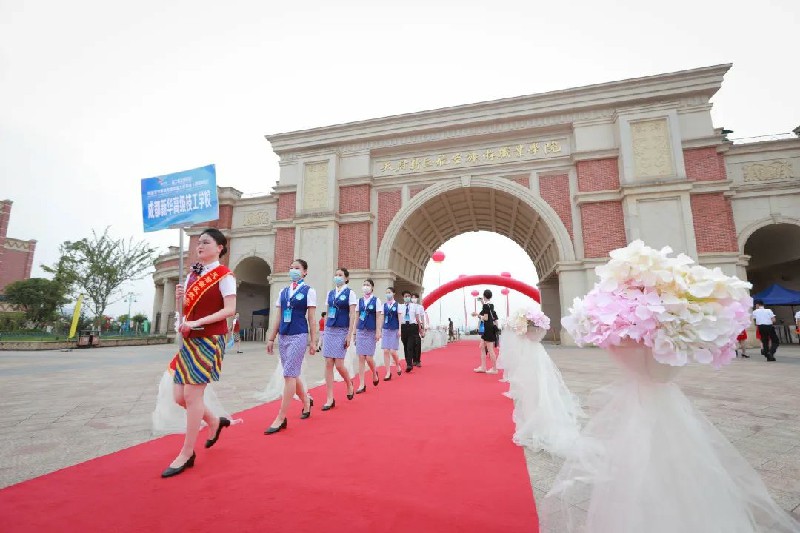 1655695133116525.jpg 640 (1).jpg