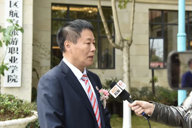 1677466173106606.jpg aa6e6f63cc0232a3e2c05849d2b348e.jpg