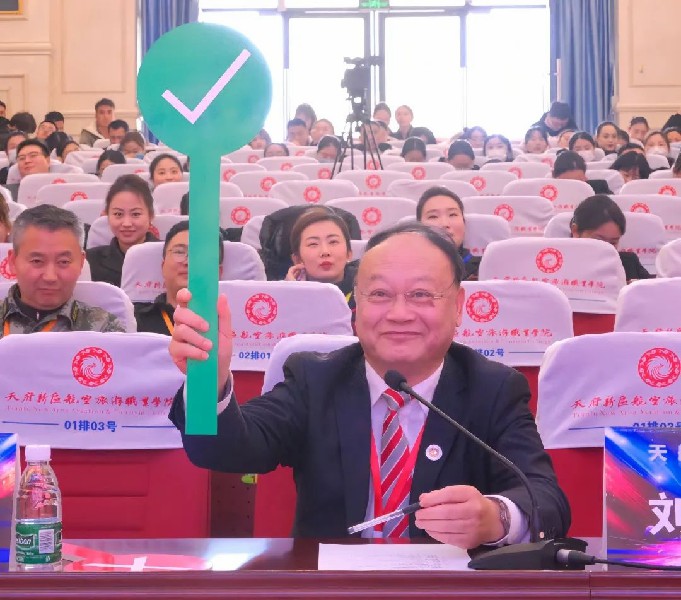 1678155575215589.jpg cdc08d98e6ae0f48b7f9ff0d2c44225.jpg