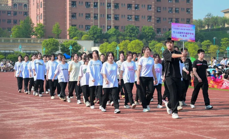 1684218631385909.jpg 1748393a31c4e584a6270418b13f7df.jpg