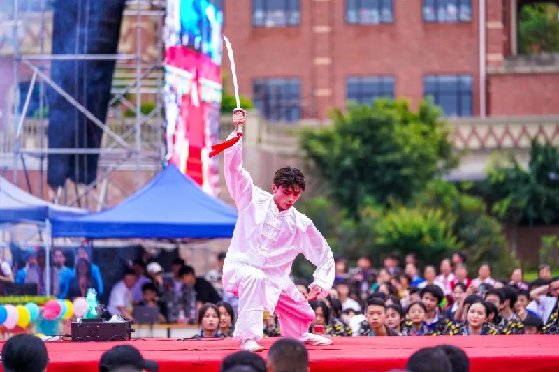 1684822683279663.jpg 82157f5d7c54ca1bd39c9c1e163693c.jpg