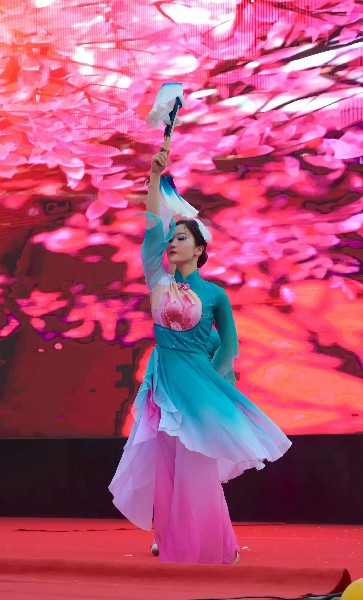 1684822940113444.jpg 2e8838a6359f042c597ced0d8191973.jpg