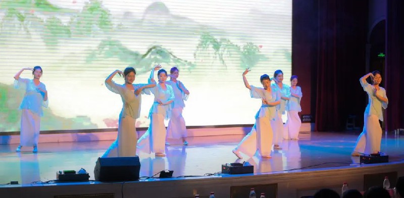 1686303161174407.jpg a17b6de48150b4f1ff258011cef1d24.jpg