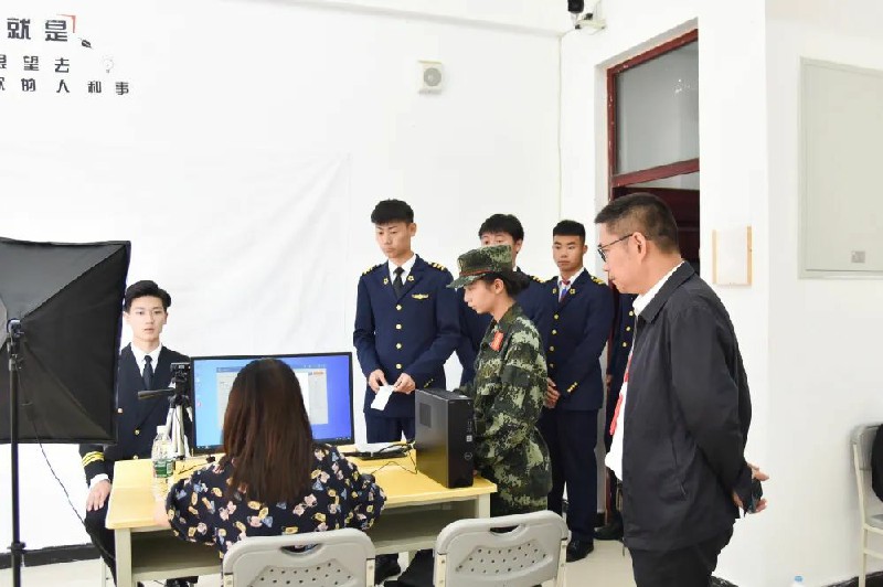 1689575535940115.jpg ad4560f4f1e64c92baec603a54f5aa3.jpg