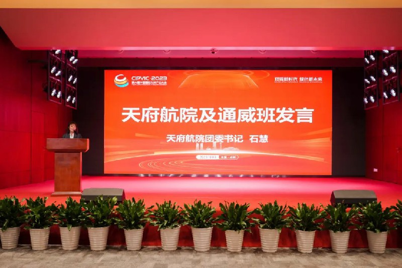 1696990469110884.jpg 4.jpg