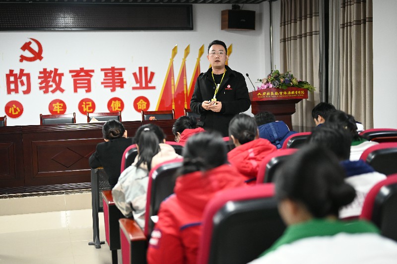 1701326930138132.jpg 27c42487d27b28091dfb3cbc657cb31.jpg