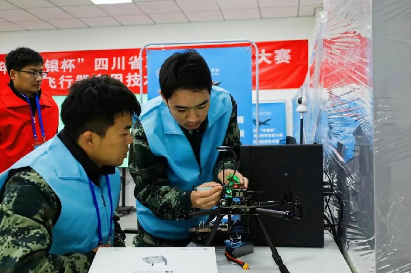 1702281894101068.jpg 4.jpg