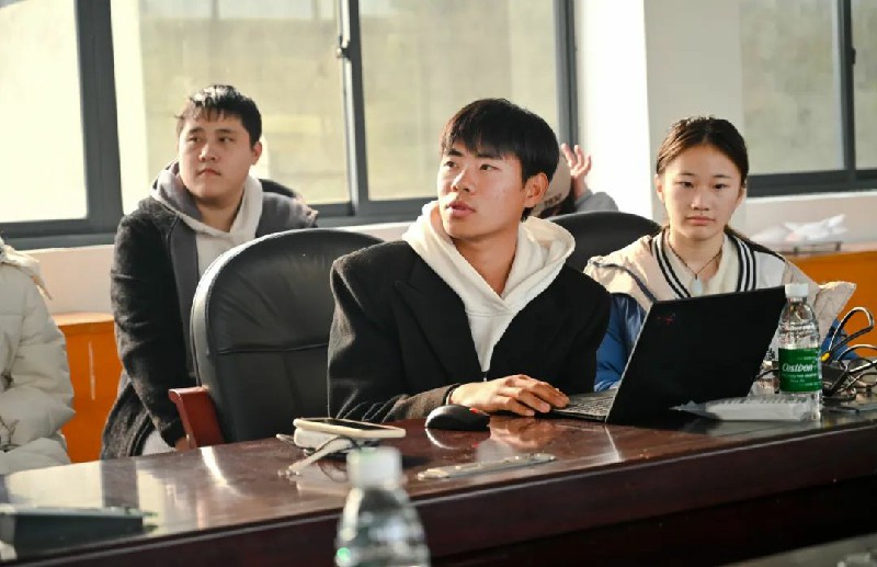 1704956362100285.jpg 2.jpg