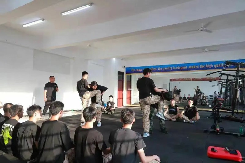 1709002855751765.jpg 4.jpg