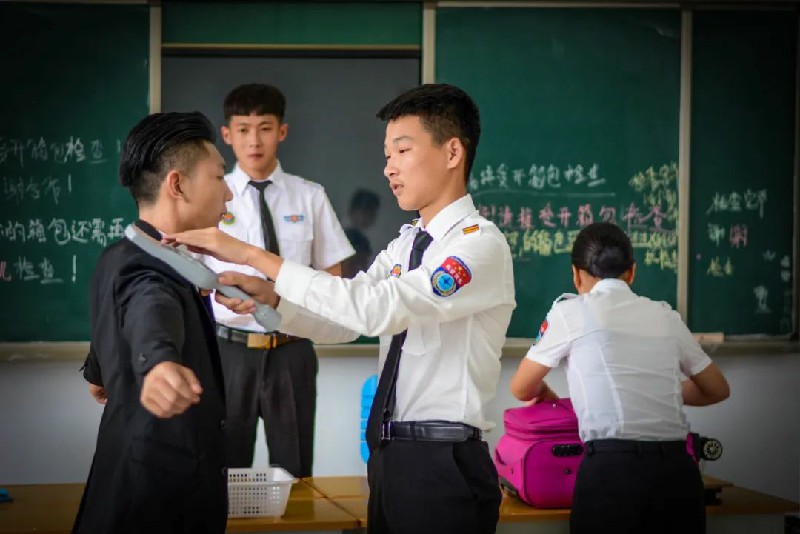 1709016389719319.jpg 4.jpg