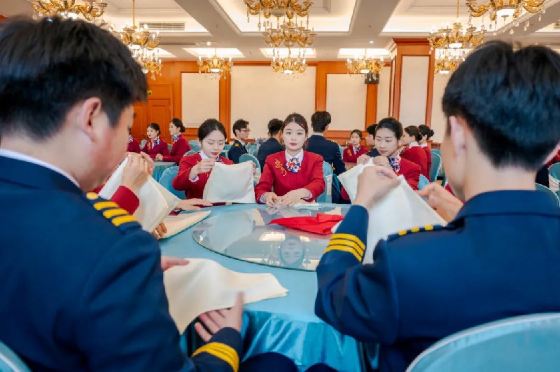 1709690454118737.jpg 5.jpg