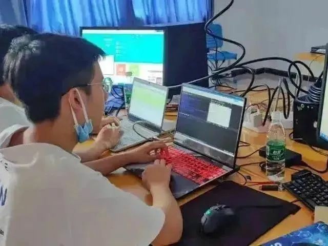 1709704335109640.jpg 6.jpg