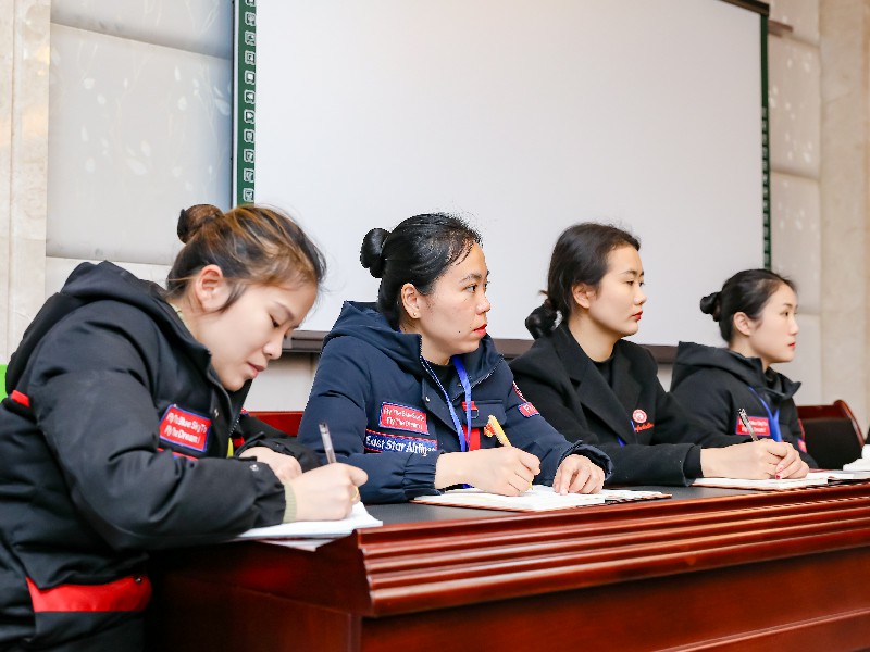 1710731227105217.jpg AZ2A7140.jpg