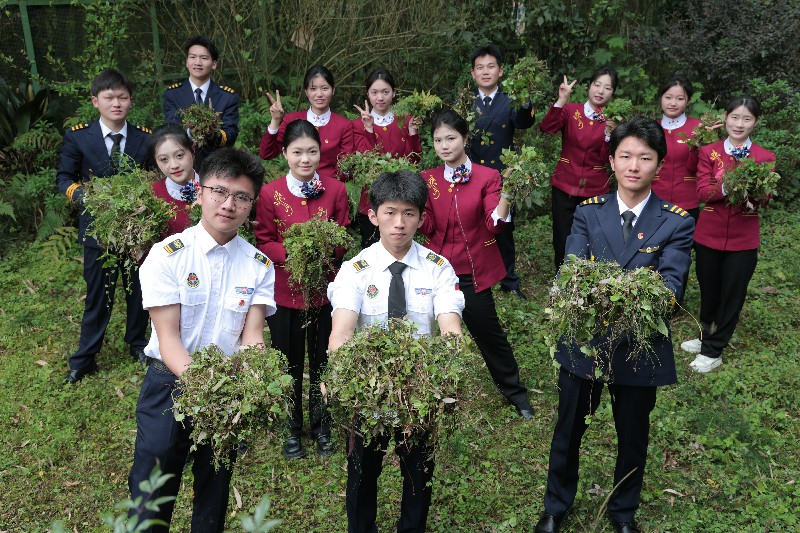 1743318814128789.jpg IL3A0735.jpg