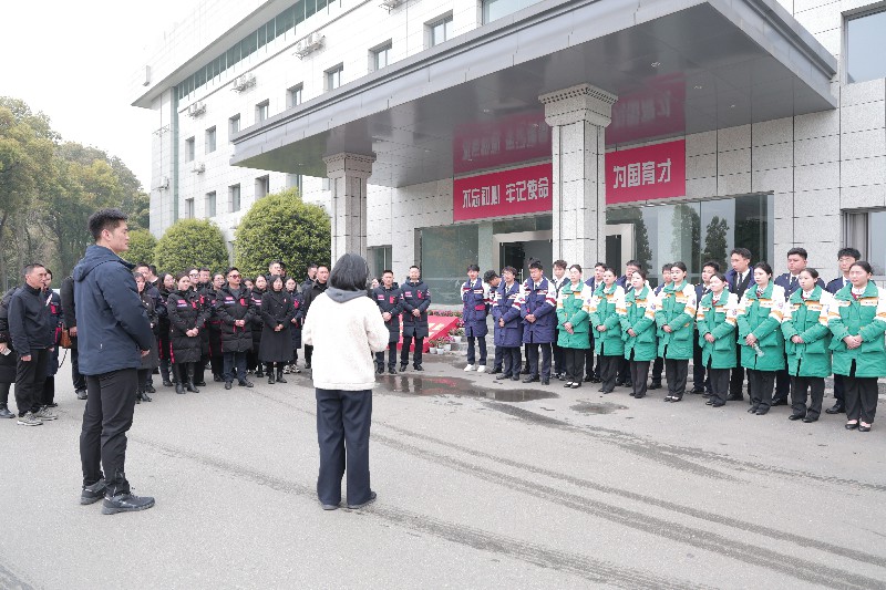 1743769234822208.jpg IL3A1290.jpg