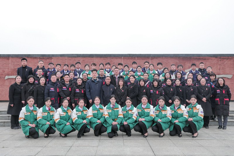 1743769601134835.jpg IL3A1418.jpg