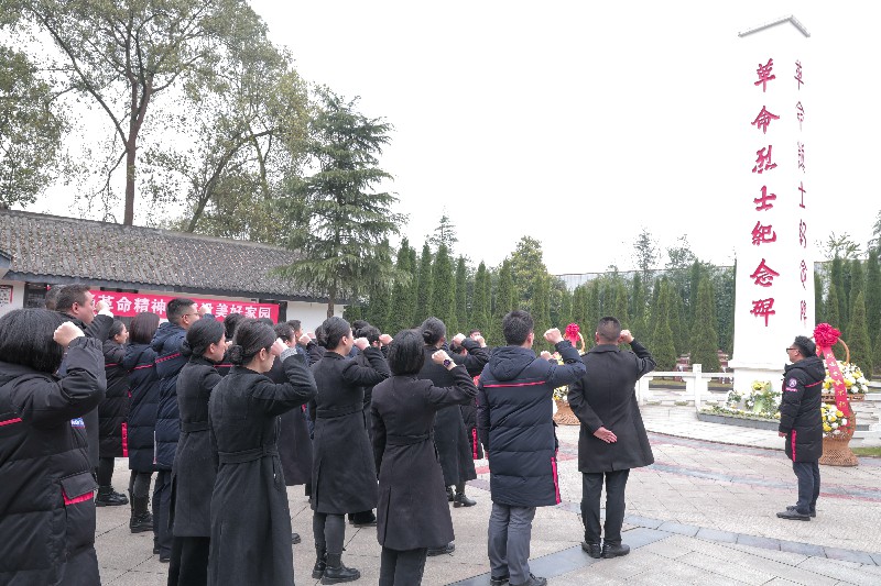 1743998092856332.jpg IL3A1151.jpg