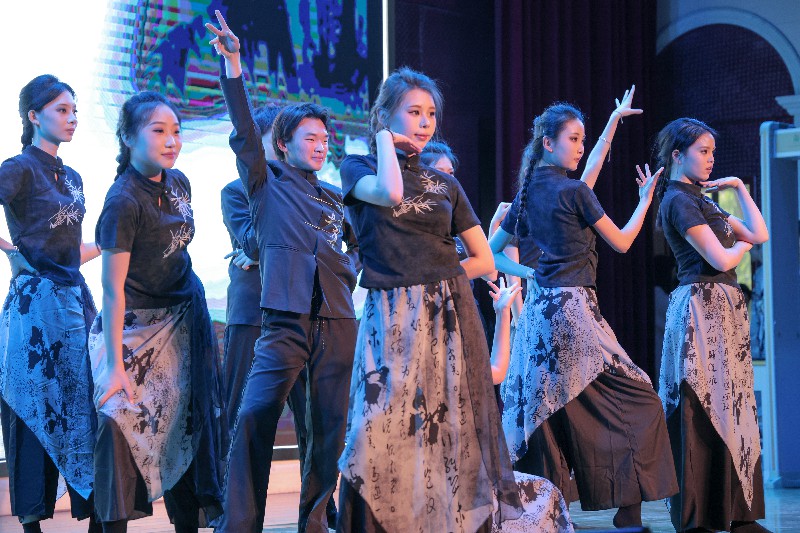 1745118737129917.jpg IL3A8080.jpg