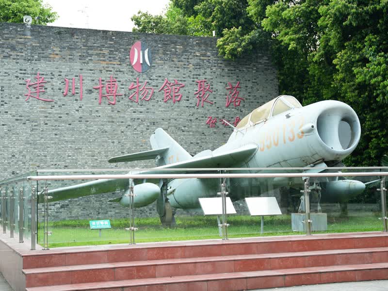 1746762278142822.jpg 701746667447_.pic_hd.jpg