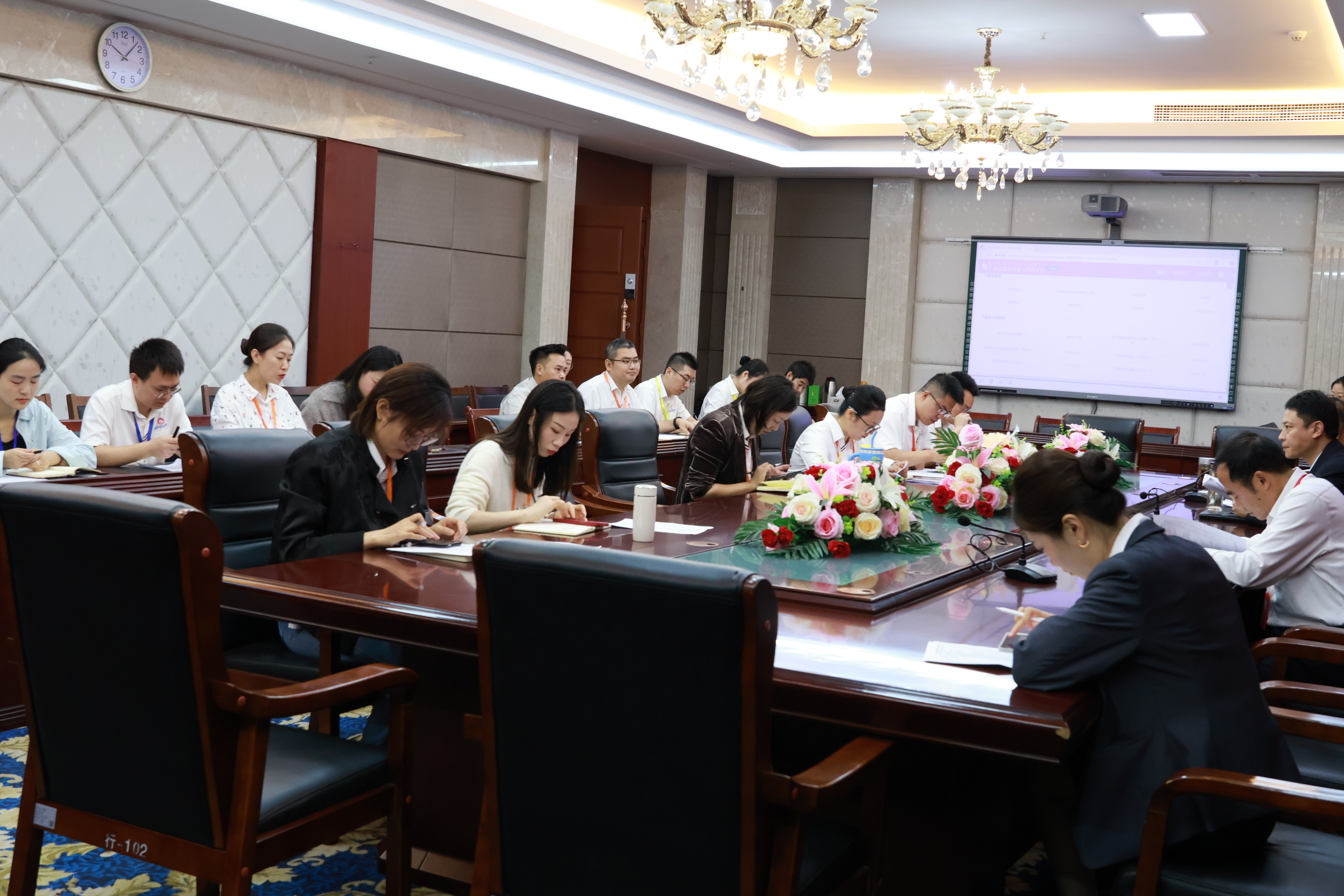 1760925328100444.jpg IMG_9359.JPG